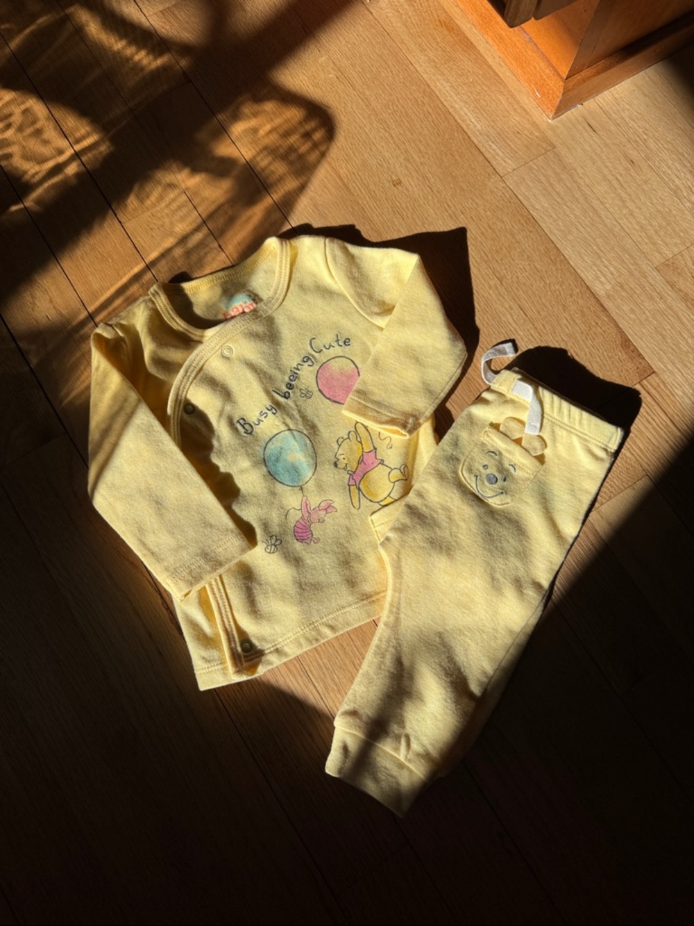 Winnie the Pooh Baby Set (3–6M) – Yellow Lounge Set, Never Worn
